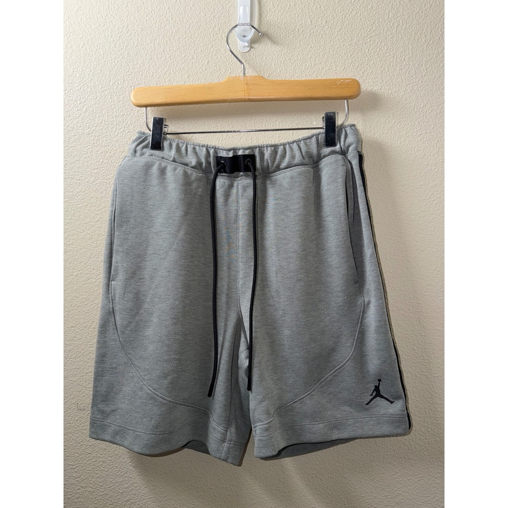 Men's Air Jordan Shorts Size Medium